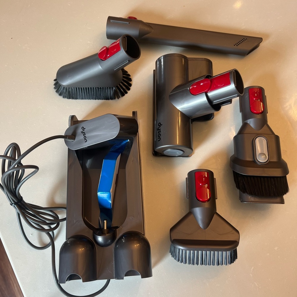 Dyson Vacuum Accessories & Docking